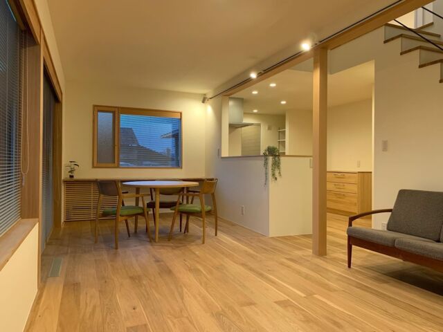 「堤の家」UA 値0.23
〜良い家で、暮らそう〜
福島県のyoie建築舎です。
住まいに関すること、何でもご相談下さい。

#住宅 #注文住宅 
#住宅設計 #インテリア
#エクステリア
#外構 #庭づくり
#雑木の庭
#木の家 #無垢材
#塗り壁 
#パッシブデザイン 
#高気密高断熱 
#工務店 #設計事務所 
#福島県 #白河市 #西郷村
#yoie建築舎 #ヨイエ建築舎
#yoie